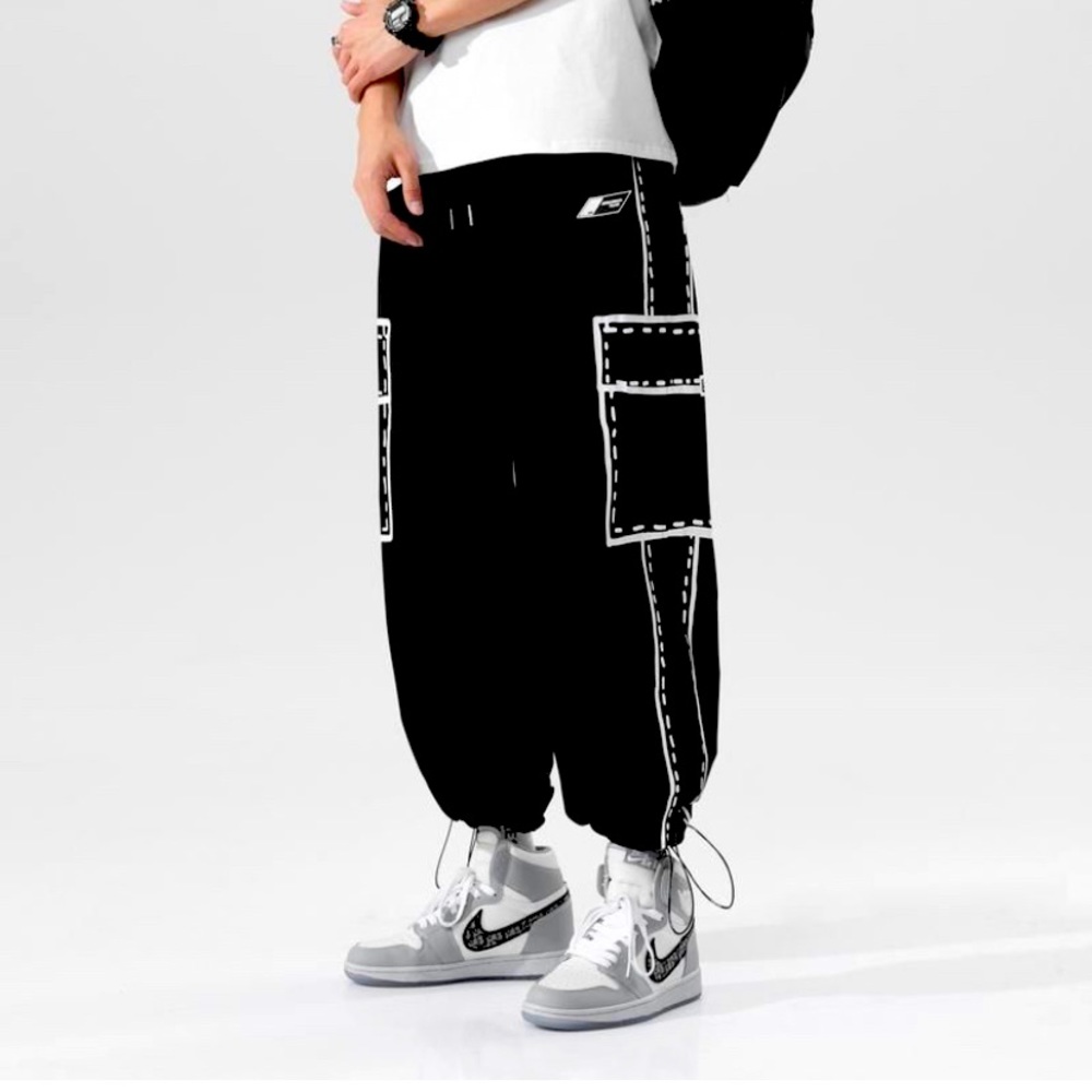 ISO!! Black/white joggers. Possibly SHEIN brand with opposite color stitching.